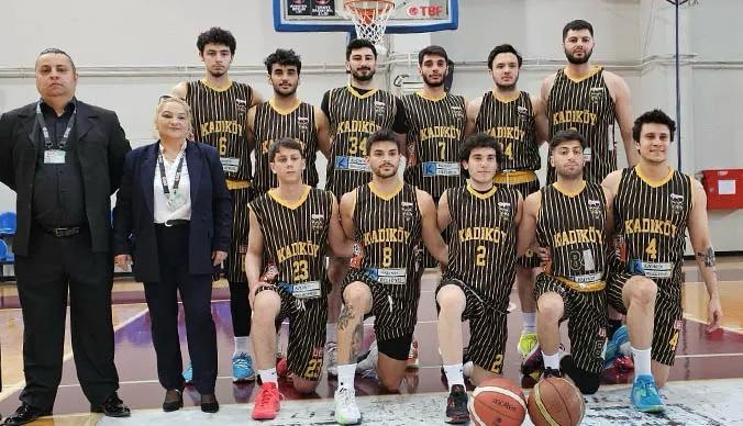 Yeni Kadıköy Spor Caferağa'da İzmir Büyükşehir Belediye Basketbol'u ağırladı